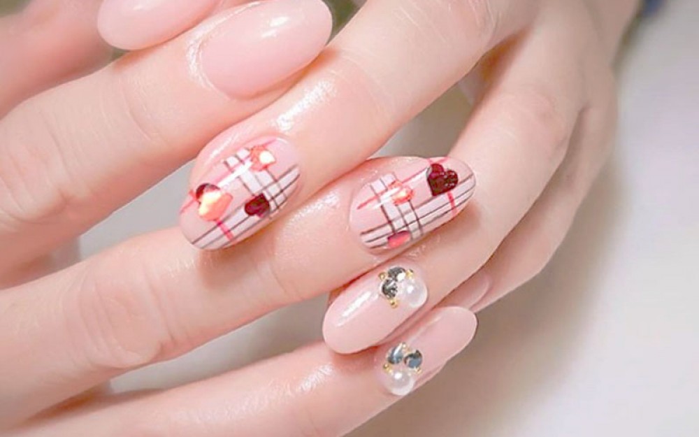 Valentijnsdag nagels (20 leuke voorbeelden en tutorials!)